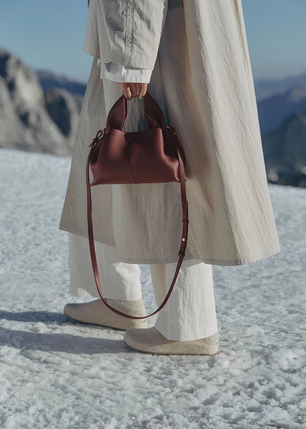 Numéro Neuf Mini Cerise Noire Grainé