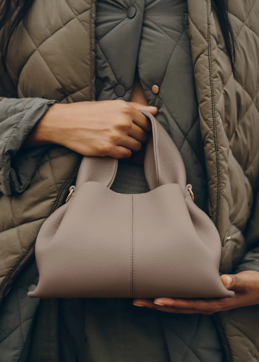 Numéro Neuf Mini Taupe Grainé
